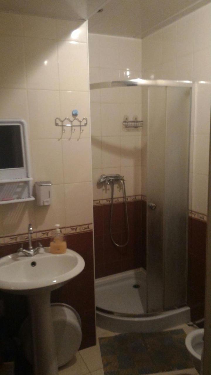 Apartmán Пастера Dněpropetrovsk Exteriér fotografie