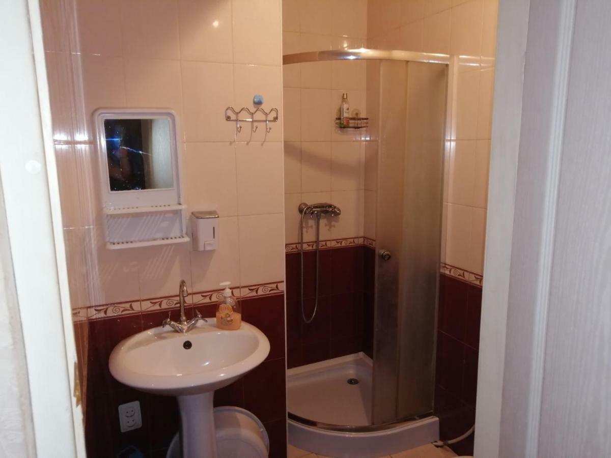 Apartmán Пастера Dněpropetrovsk Exteriér fotografie